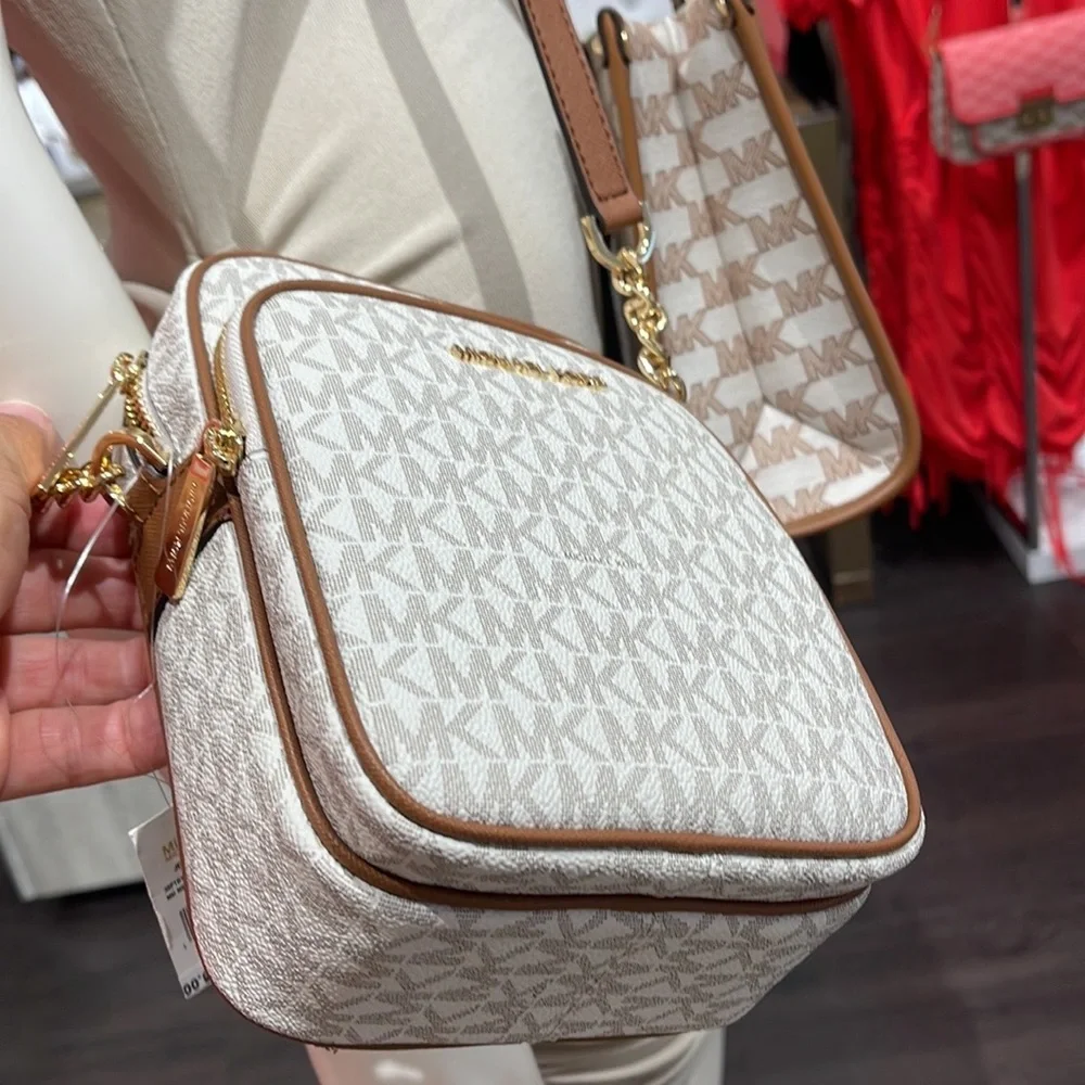 Michael Kors Women's Jet Set Travel Medium Logo Adult Crossbody Bag Vanilla - Picture 5 of 16